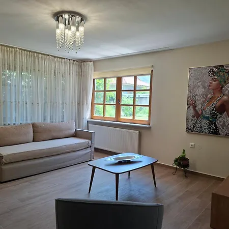 Lejlighed Ivy Traditional House